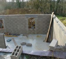 Les linteaux decoffrés.