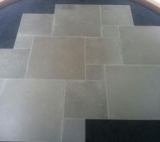 Id&eacute;e de carrelage pour le RDC
env 40? le m&sup2;