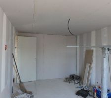 Placo et mur du fond chambre fini de poser