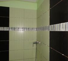 Faïence posée dans sdb