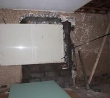 La piece qui bouge le plus ... le mur pour la fenetre se monte