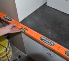 Défaut (gros) de rectitude de la contre cloison.