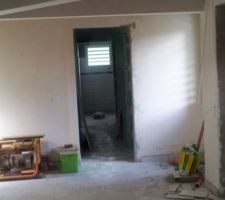 Autre vue sur d&eacute;gagement en face salle d'eau