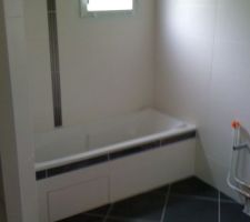 La baignoire pour aller avec la douche :-)