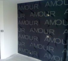 Chambre parental...
croyez moi j'ai posé le papier peint avec
.....