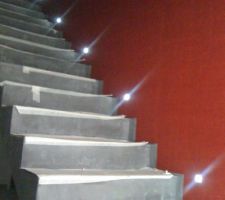 Le béton ciré est maintenant terminé.