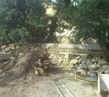 Mur cot&eacute; Est - &eacute;l&eacute;vation des parpaings