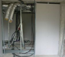 1 chambre presque finie