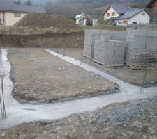 Les ferrailles d&eacute;passent.
Difficile de dire si c'est correct enfin suffisant quand on est pas du m&eacute;tier