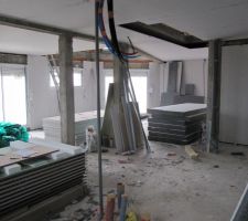 Mise en place des cloisons au rdc