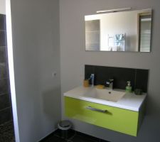 Salle d'eau de la suite parentale
