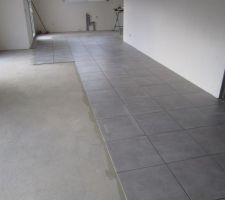 Vue du salon vers la SaM et la cuisine