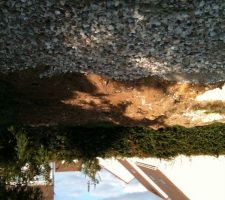 Un trou, il n'y a plus qu'&agrave; monter les fondation, octobre 2011