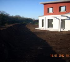 Terrassement terminé (talutage et régalage)