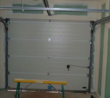 Porte de garage électrique