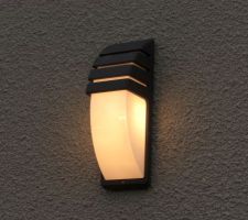 Luminaire extérieur qui sera du côté terrasse