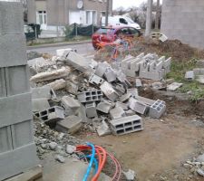 Notre garage transform&eacute; en d&eacute;potoir