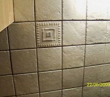 Détail du carrelage mural de la cuisine