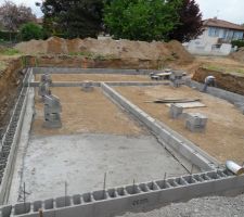 Premier rang de parpaing