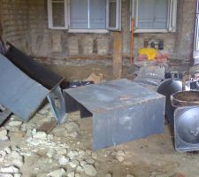 Cuve a fuel decoupée