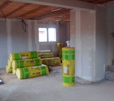 Vue depuis le salon (cuisine salle &agrave; manger)