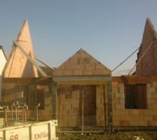 Fin de l'&eacute;l&eacute;vation des murs