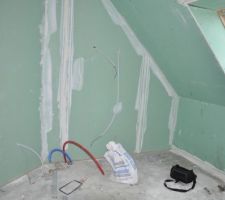 Vue salle de bain depuis la douche