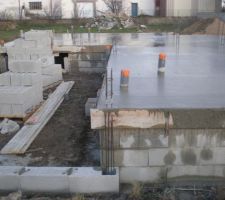 Plancher coulé