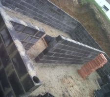 Vide sanitaire, reste 2 rangs de parpaings &agrave; monter