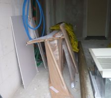 Escalier en attente de montage