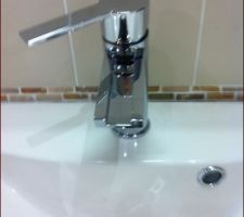 Robinet de la salle de bain