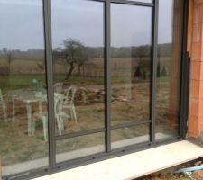 Seuil en pierre blanche du Portugal