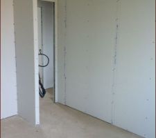 Cloisons de la chambre parentale