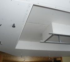 ça y est le placage et l?électricité c'est finis