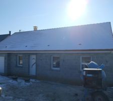 Maison sous la neige