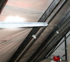 Mise en place d'une solivette dans les rampants