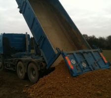 Le tout venant !! 6 camions de 9 m3 pour 54 m3