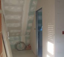 Vue espace rangement - chambre parentale