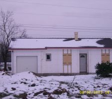 Visuel maison recouverte par la neige