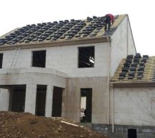 Et voilà ça commence à ressembler à une maison