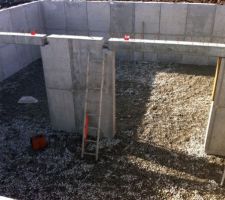 Le fond de cave... avant b&eacute;ton (pr&eacute;vu en fin de gros oeuvre)