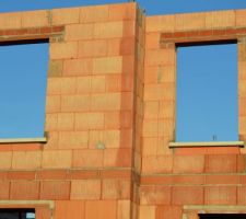 Pose des appuis de fen&ecirc;tres