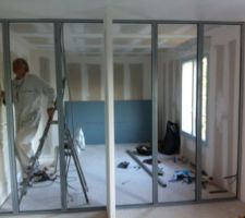 Montage cloison entre les chambres