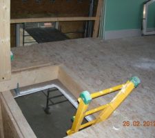 Trémie par où arrivera l'escalier qui viendra de la gauche