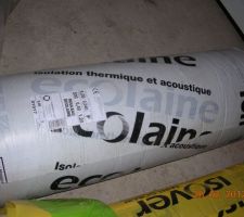 Isolation thermique et acoustique pour le mur séparant la chambre du salon