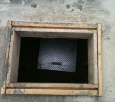 La trappe pour accéder au Vide Sanitaire depuis le garage....