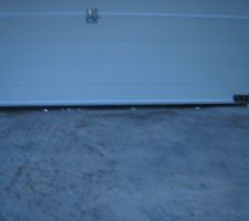Porte de garage pas étanche 1