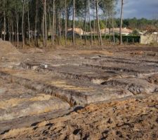 Les fondations sont creus&eacute;es