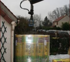 Hop, direct devant le garage.