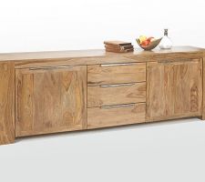 Buffet bas en palissandre commandé chez Massivum...vivement que l'on voit ce qu'il donne dans notre chez nous actuel et surtout dans notre futur nid douillet
